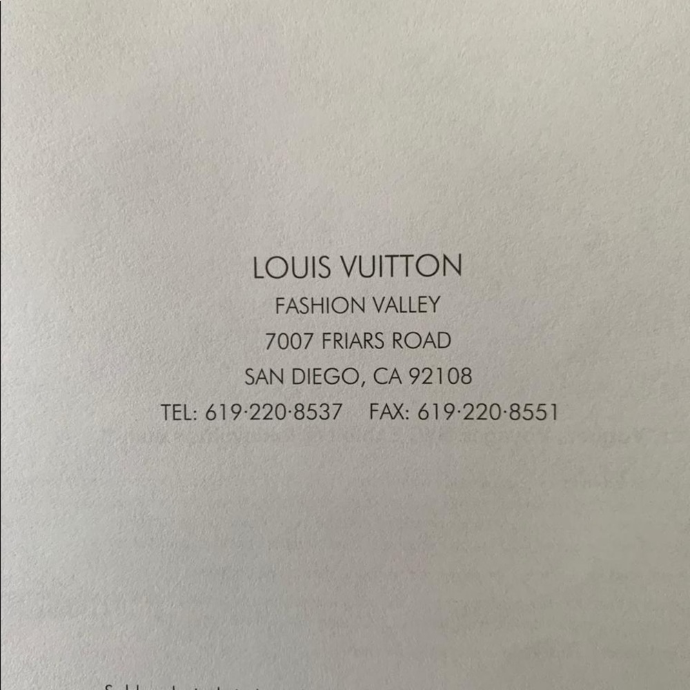 LV Mens Messenger Bag - Picture 6 of 6